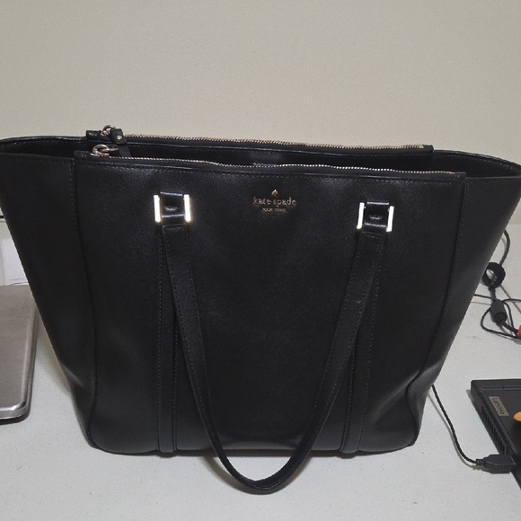 Kate Spade Black Structured Tote Bag - Picture 1 of 8